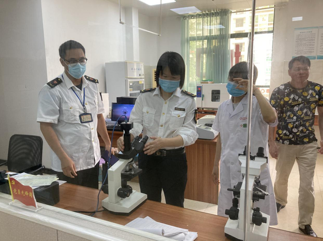 銀海區(qū)市場(chǎng)監(jiān)管局開展醫(yī)療器械專項(xiàng)檢查