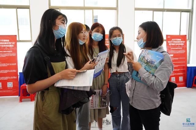 2021年湖南省醫(yī)療器械行業(yè)專(zhuān)場(chǎng)招聘會(huì)順利召開(kāi)